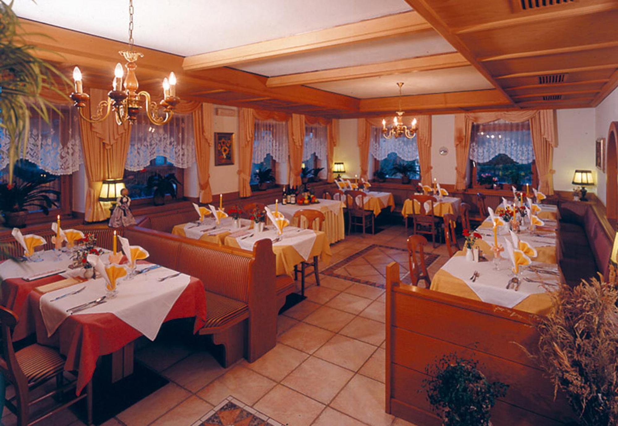 Olang Hotel Rainegg מראה חיצוני תמונה